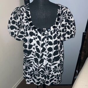 Karen Kane Monochrome Floral Blouse